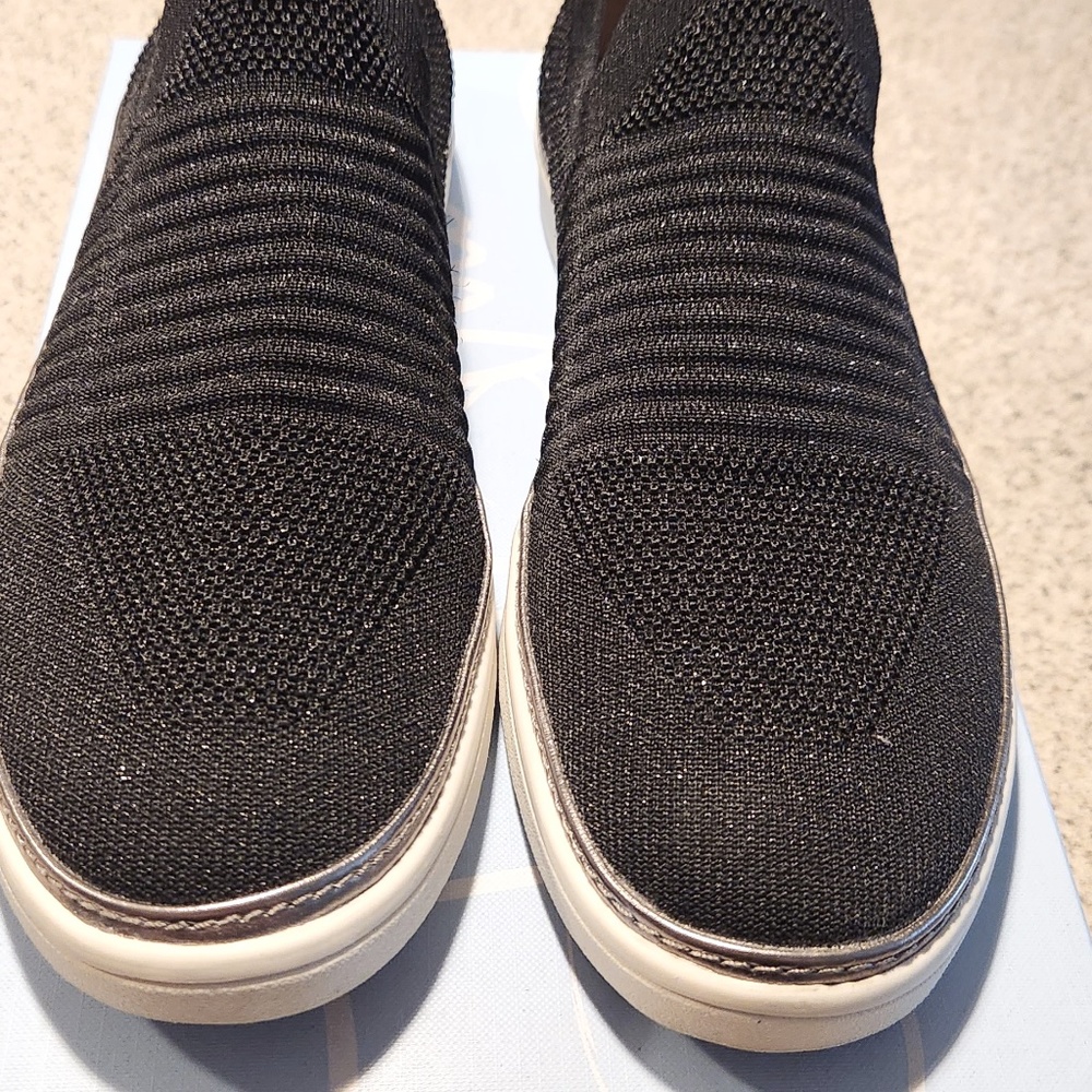 Life Stride Navigate Slip-on Sneaker